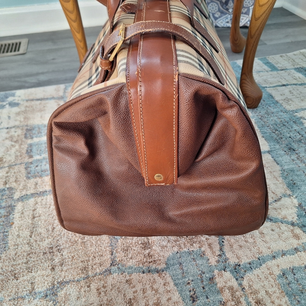 Rare Vintage Burberrys Haymarket Duffle Doctor Bag - Picture 6 of 15